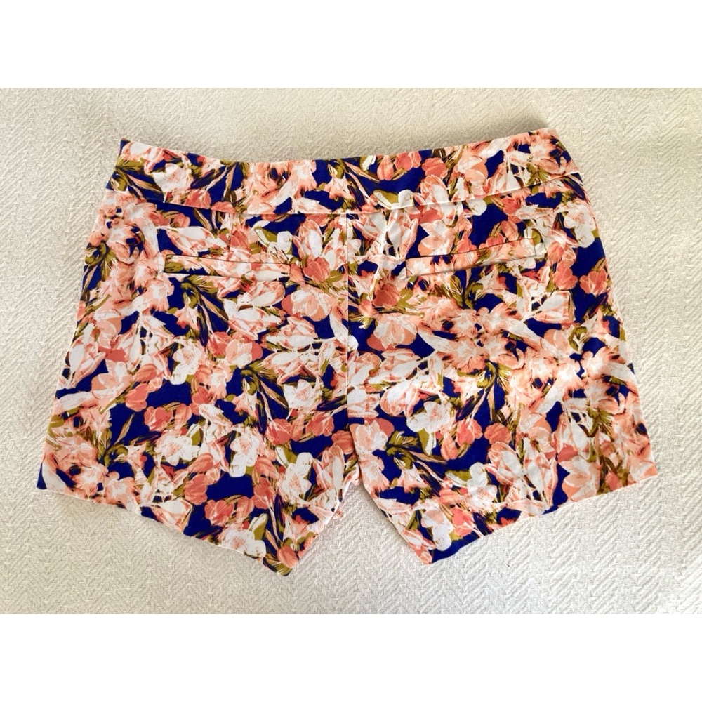 J. Crew Floral Mid-Rise Chino Shorts Size 12 5β Inseam - Picture 7 of 13